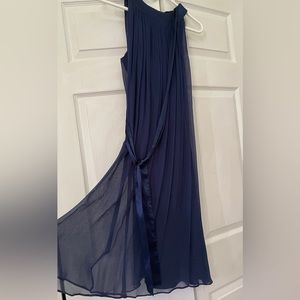 Donna Morgan, Sleevesless, oval neck, blue dress, size 6